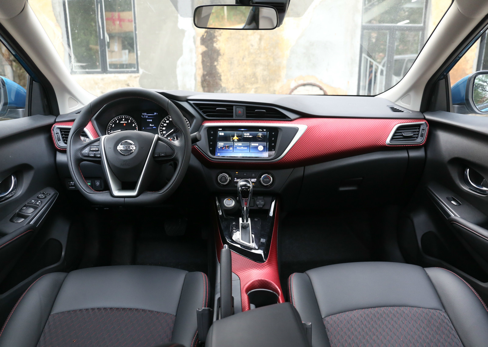 日产蓝鸟的欣赏与品鉴,满满的时尚感和现代感