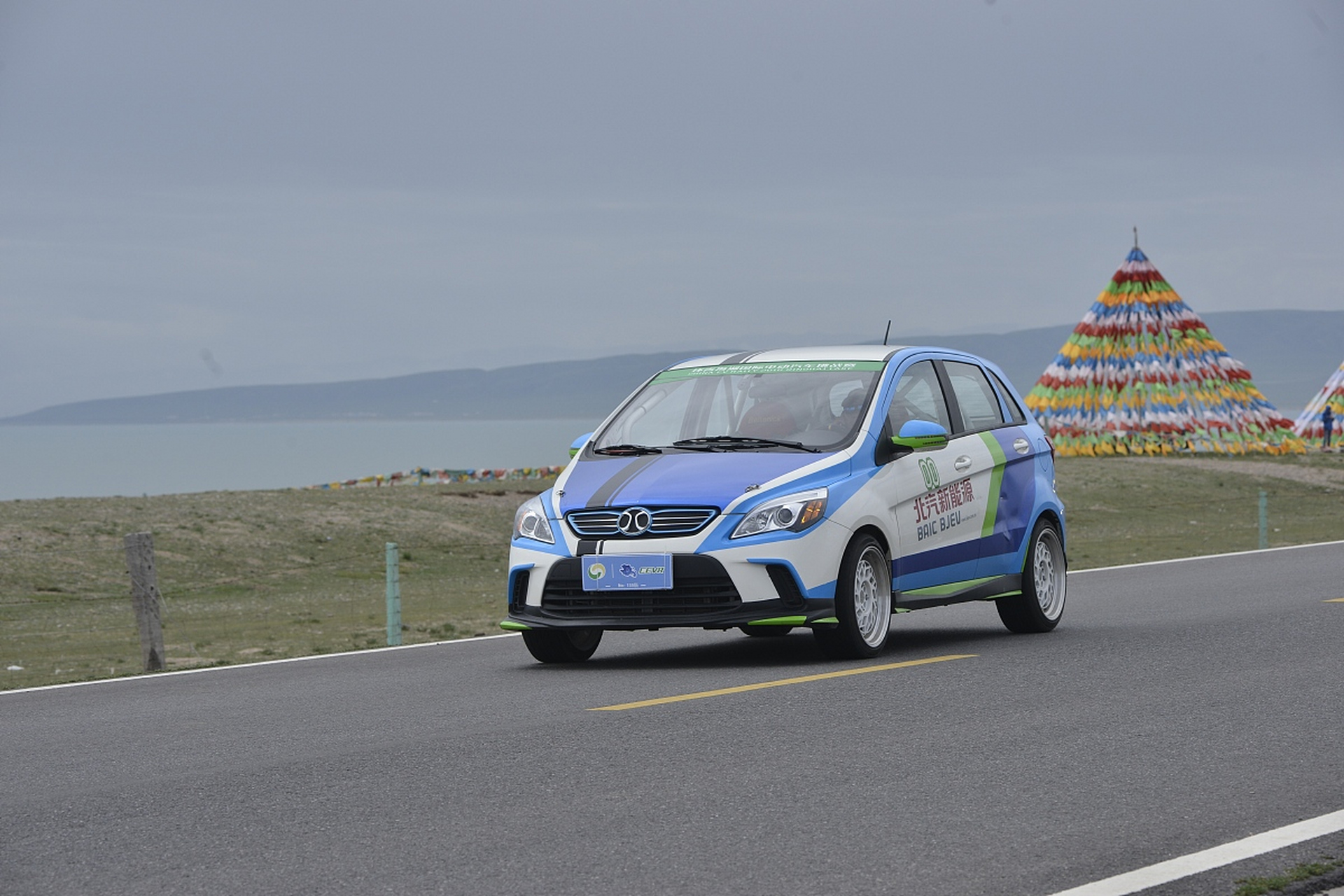 那些被困在路上的新能源车主们,心情一定糟糕透了.