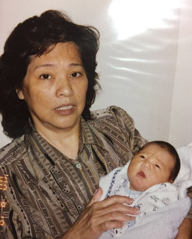 香港演员莫少聪17岁亲生儿子只叫张丹峰"爸爸"