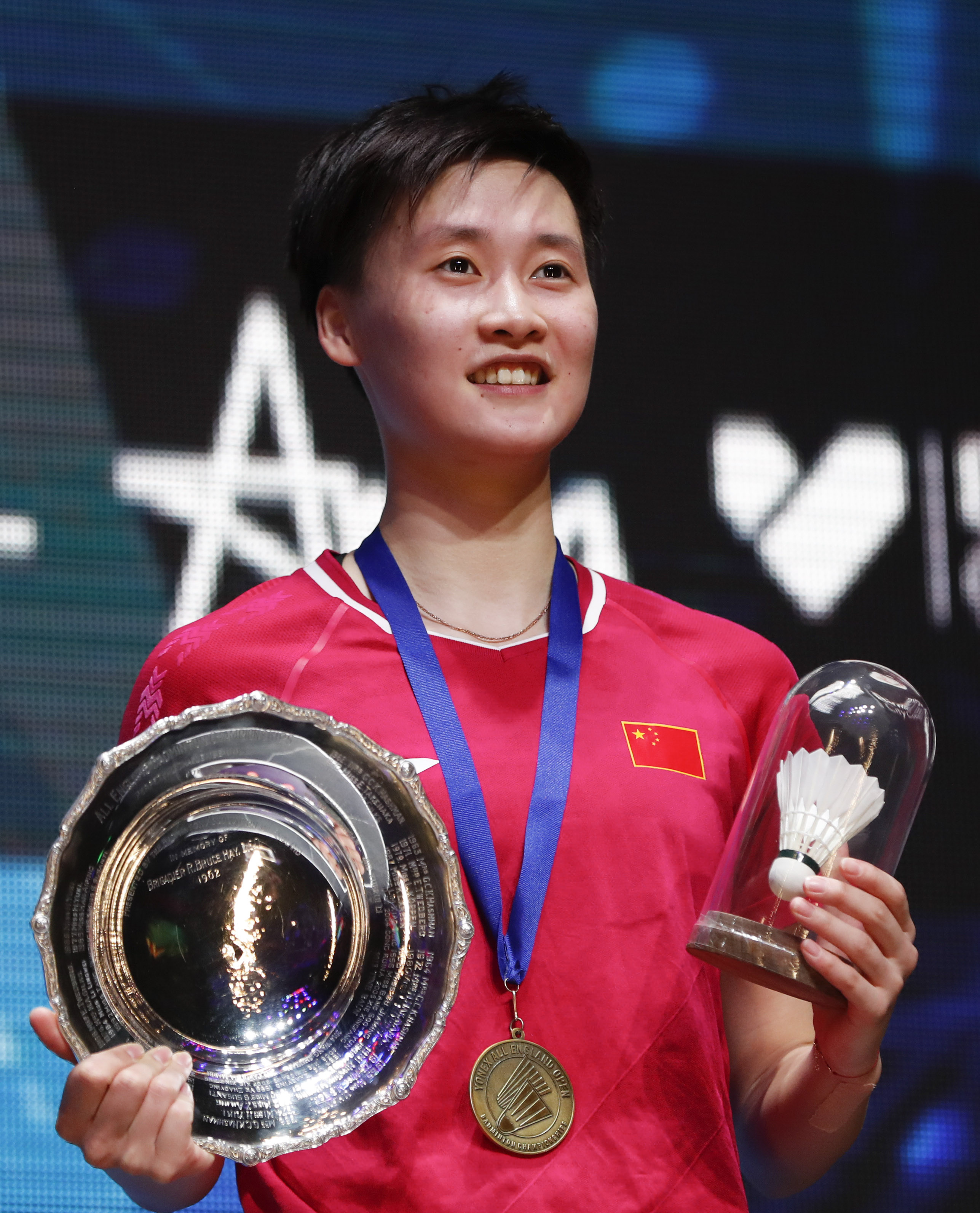 当日,在英国伯明翰进行的2019全英羽毛球公开赛女单决赛中,中国