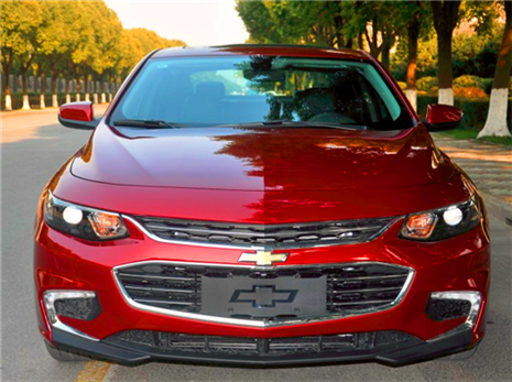 热烈奔放的红色雪佛兰轿车:我们一起欣赏一下这款汽车,比较炫酷的外观