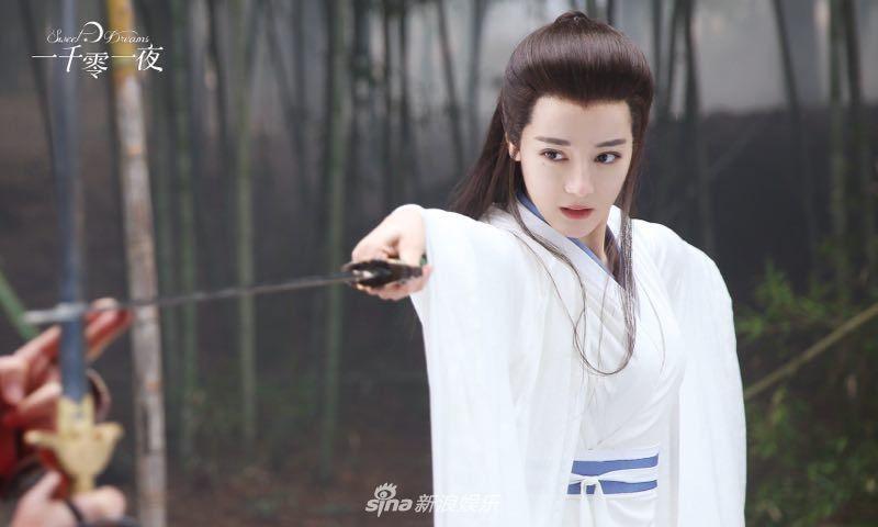 《一千零一夜》迪丽热巴女扮男装,迷倒不少女粉丝