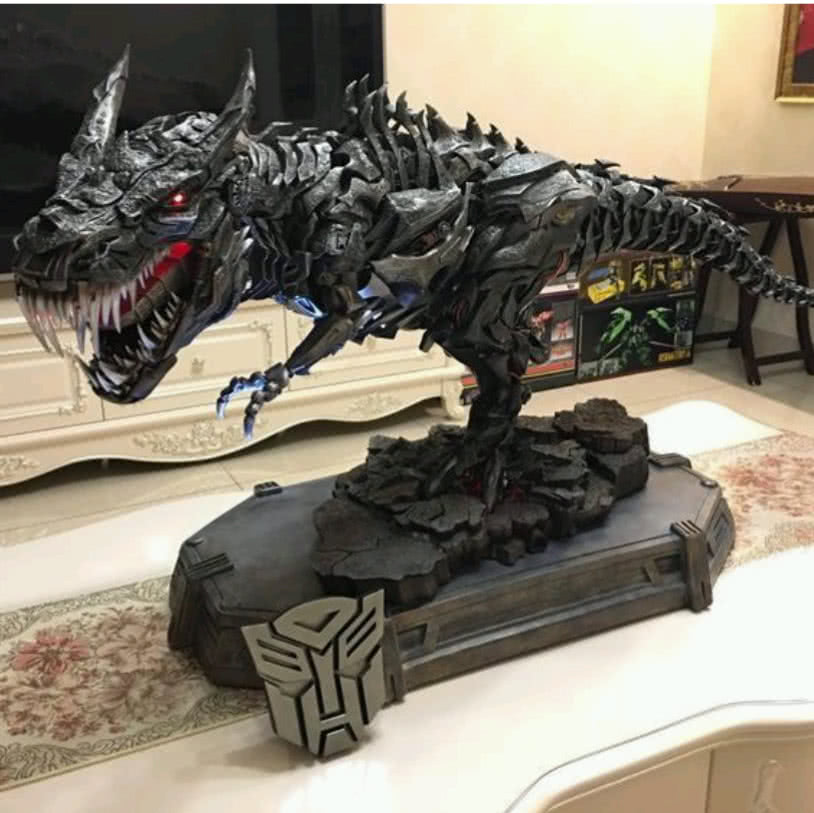 变形金刚钢索手办开箱,这才是属于男人的乐趣,网友:能变形吗?