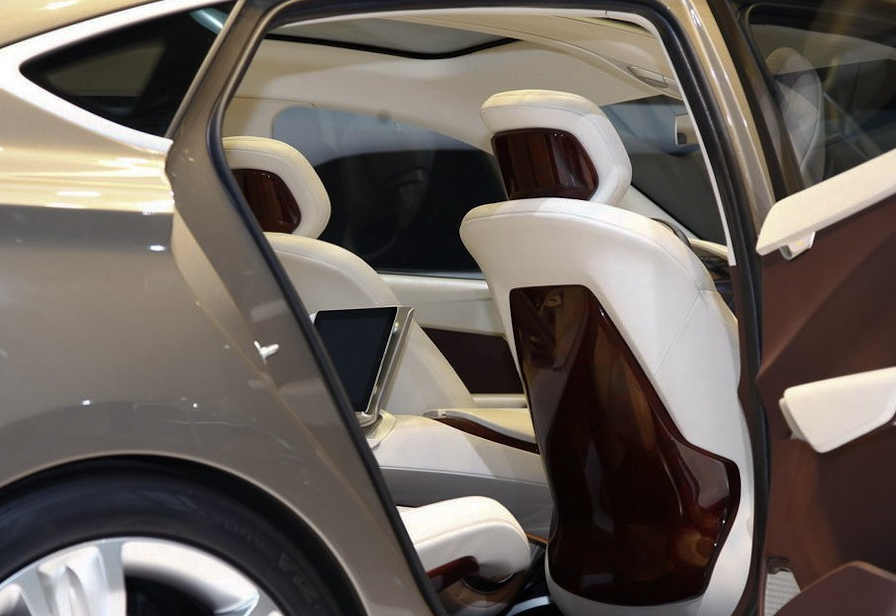 容易上手的吉利kc概念车