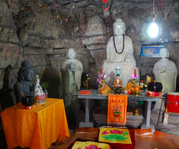 法华洞石窟是一处佛,道合一的历史文化遗存.