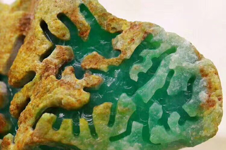 黄皮老木那,250克 种老水足,一个通透,俩面开窗,色阳色辣