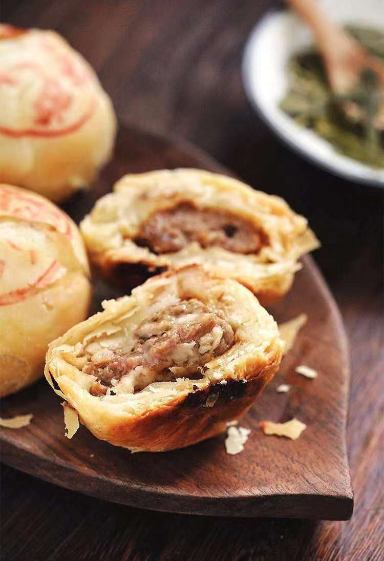 这公司成立刚半个月,就推出人造肉月饼,5d模拟真肉限量3000盒