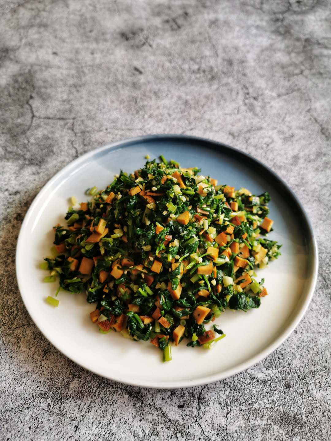 我家最爱的凉拌马兰头,不管你没有没做过饭,这样做都难不倒你