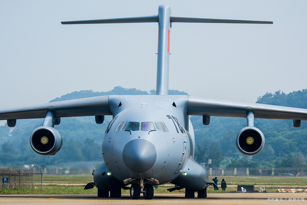 运输机空中堡垒