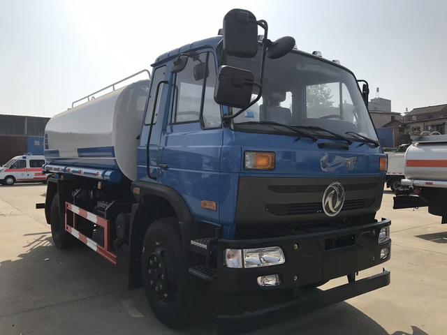 东风145    12方洒水车新规