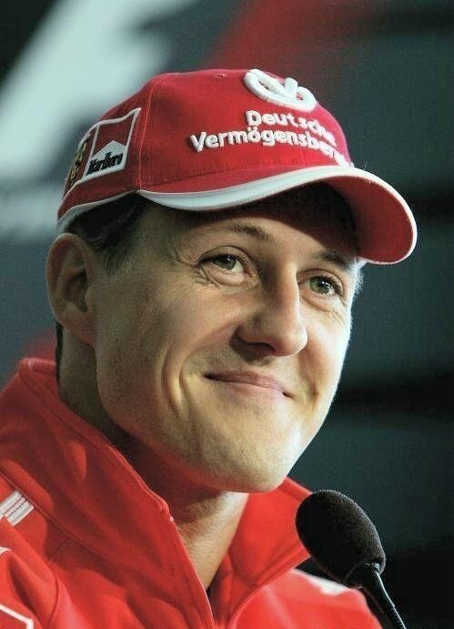 每日赛车资讯精选|f1车神舒马赫昏迷5年,妻子变卖财产坚持医治,粉丝却