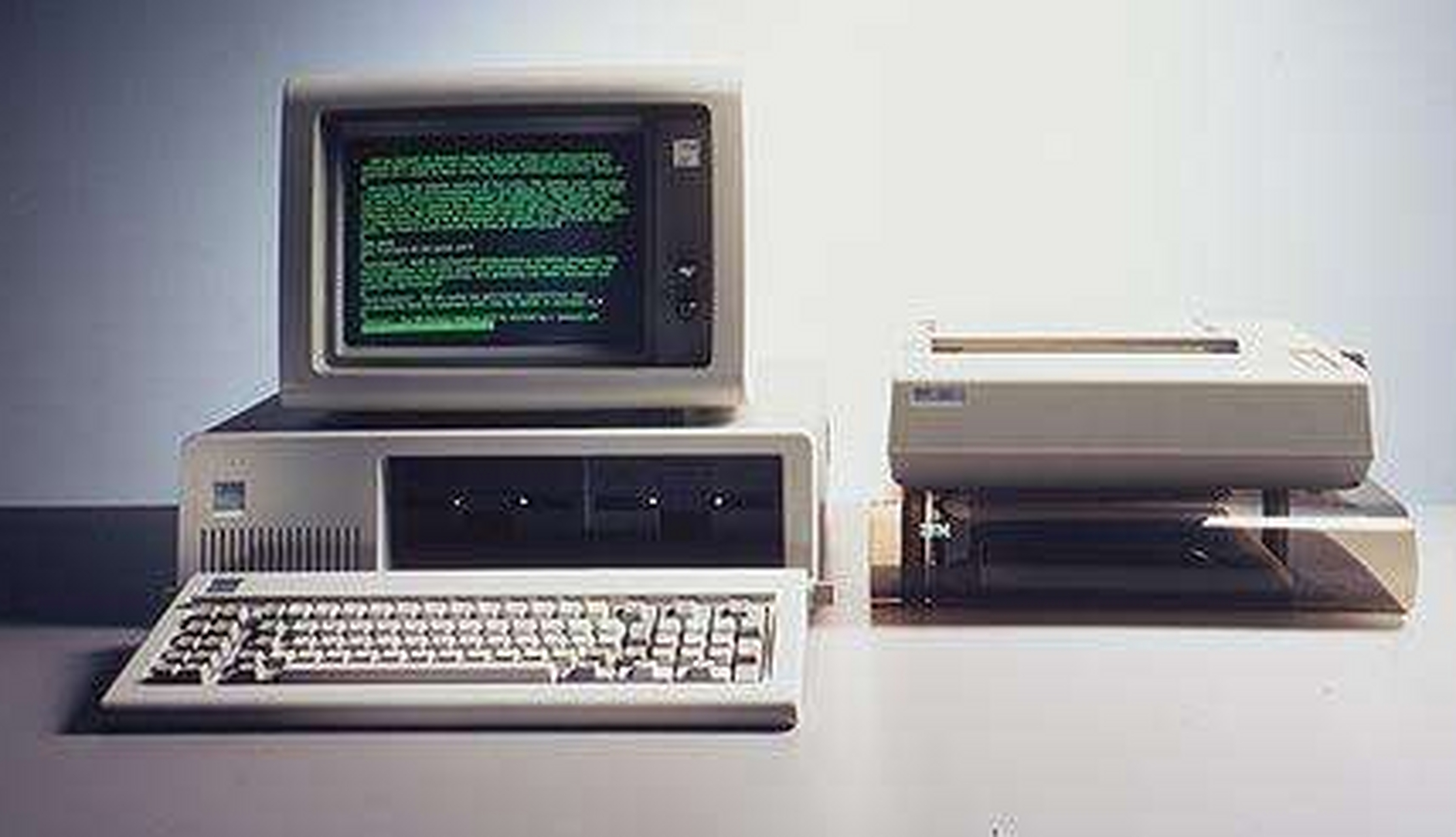 1981年8月12日, ibm公司推出了型号为ibm5150的新款电脑,从此,"个人