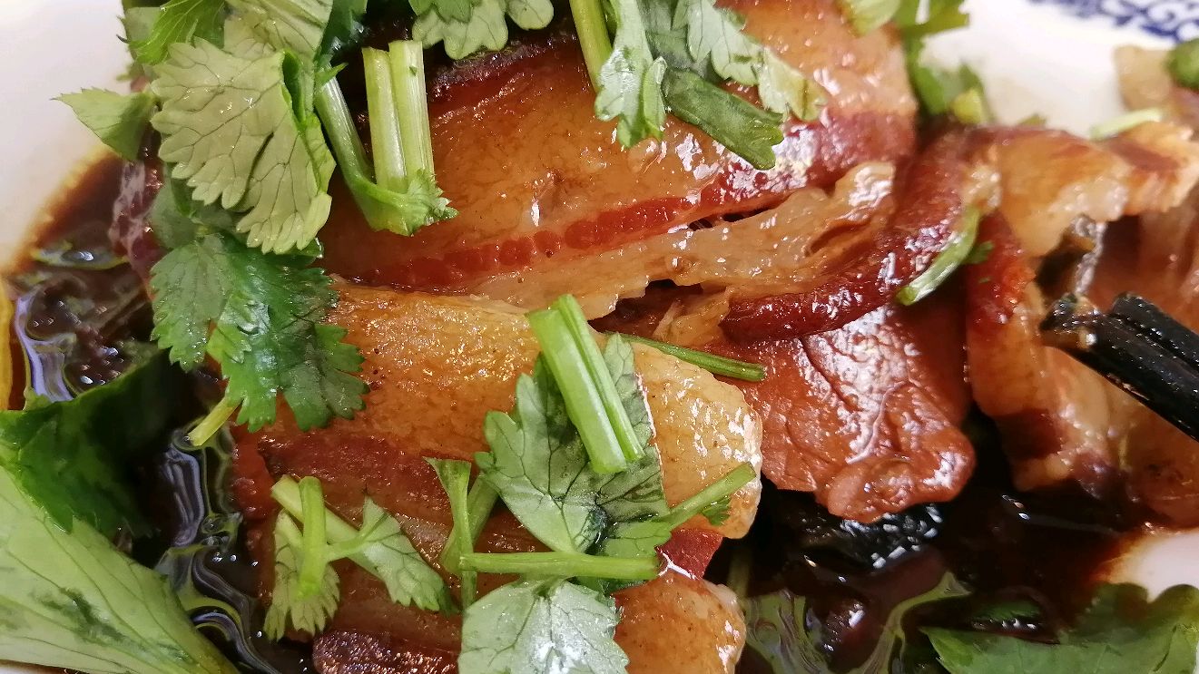 39元一份的梅菜扣肉,常年排队,今天试吃果然有排队的理由