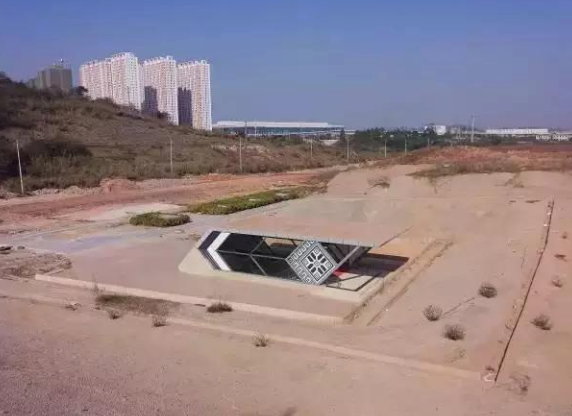 这就是南宁的佛子岭站,是南宁地铁1号线的一个地下站点.