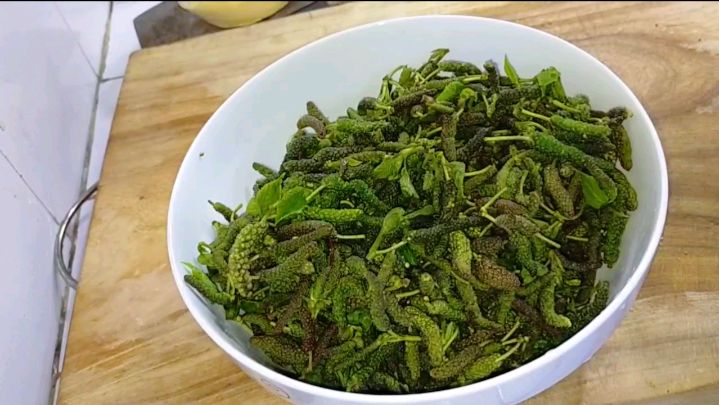 春天多吃这个菜,明目强筋骨,这样做出来比红烧肉香