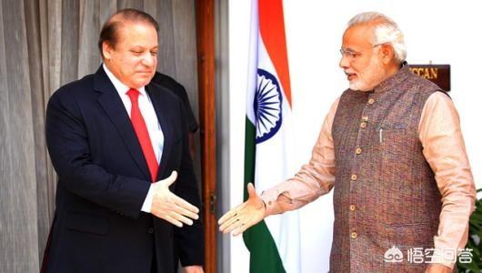 和印度总理莫迪握手,是不是很痛?