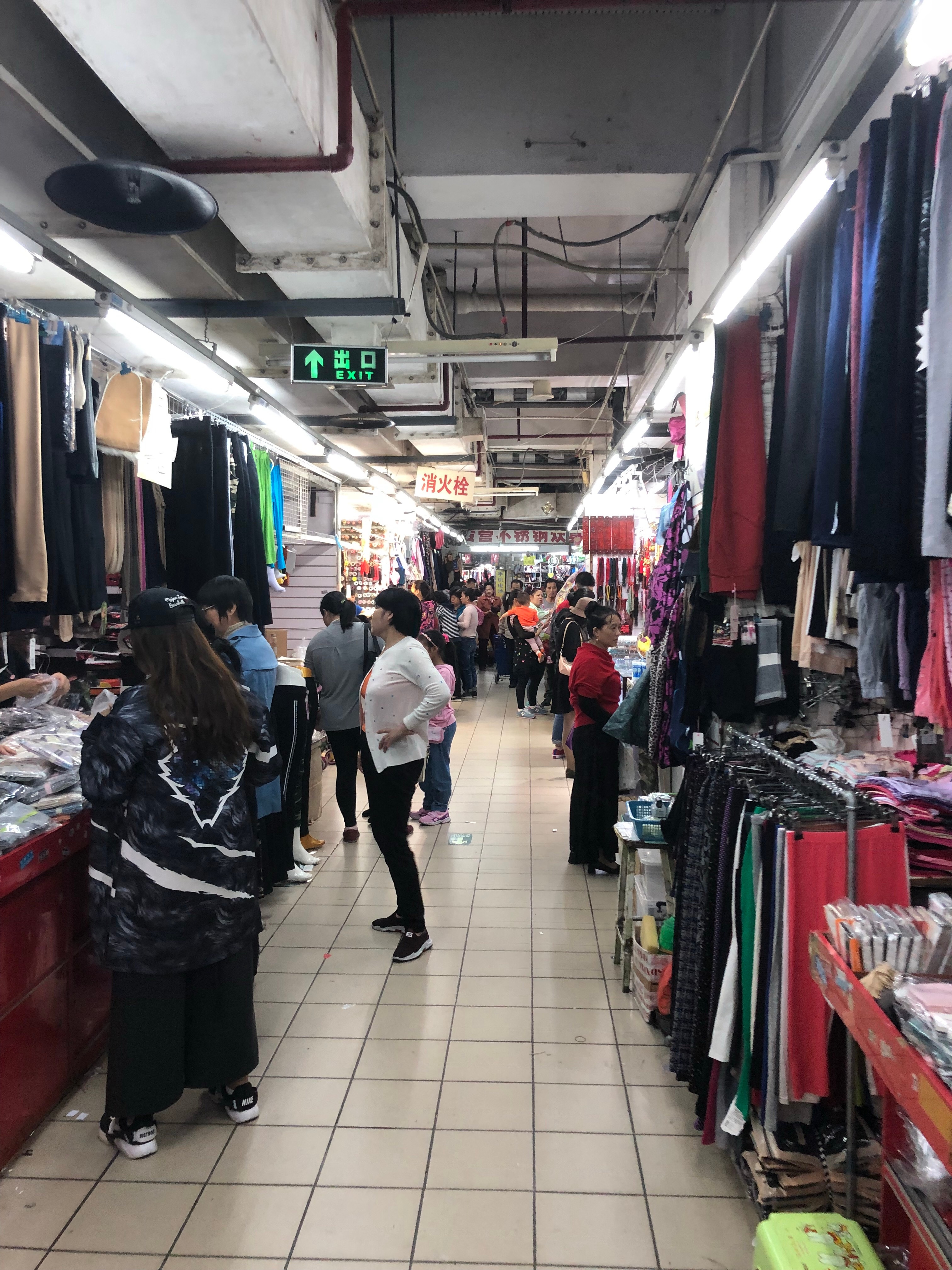 老宣武区的回忆:北京地铁7号线的广内站南侧的天缘市场即将关闭