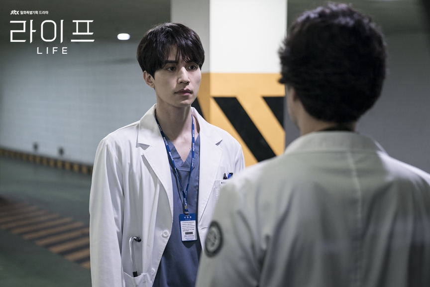 豆瓣9.0韩剧《life》,网友:冲着曹承佑大叔来的