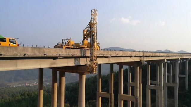 武深高速郴州段三座桥梁维修加固工程提前完工,恢复通行