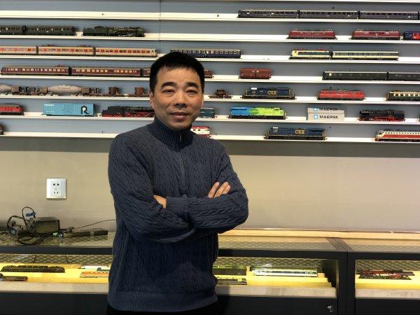 朱海杰:18岁那年的执爱,支撑他们一起完成心里的那份坚持