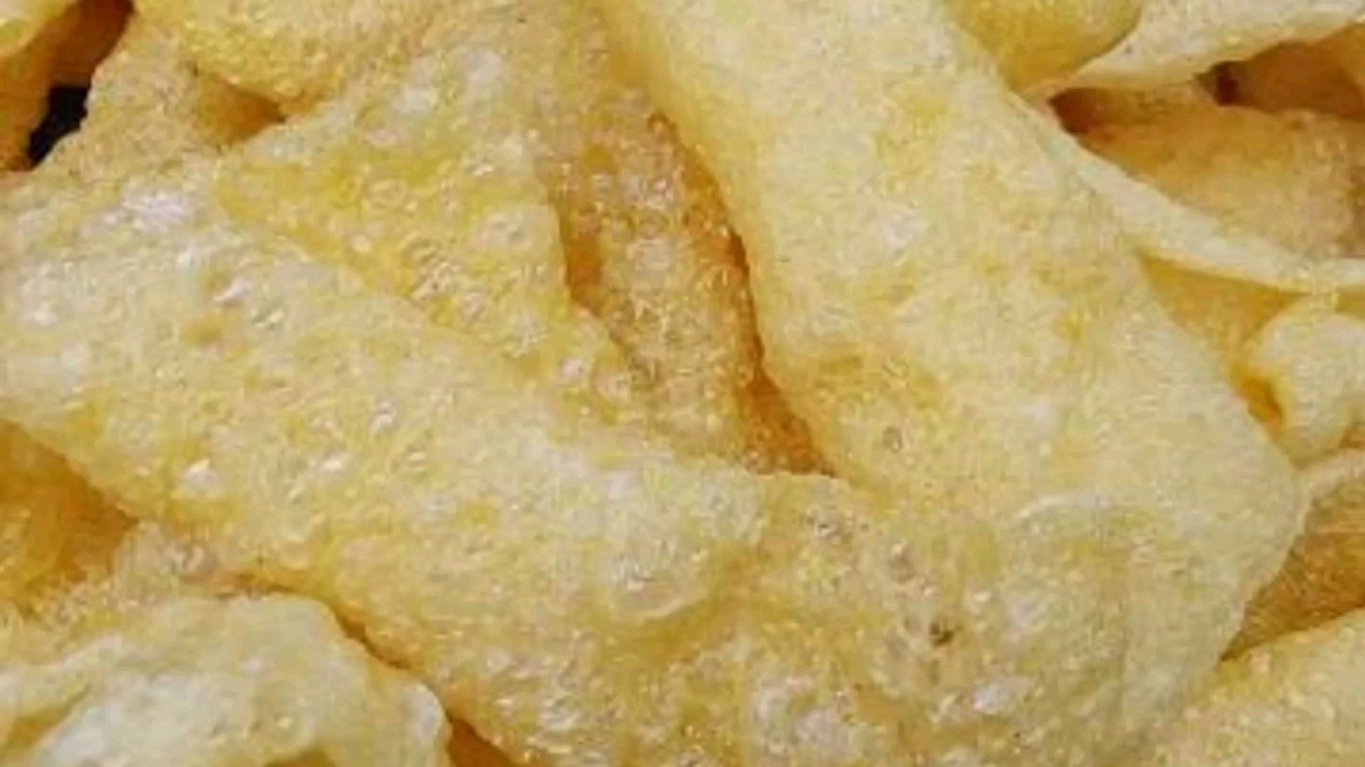 手工炸猪皮的详细教程,学会后不用去买了,自己做就是干净放心!