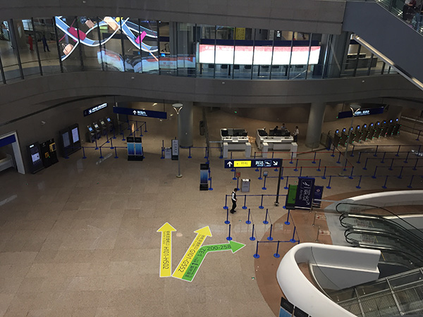 浦东机场卫星厅正式启用!以后来这里乘飞机基本告别摆渡车