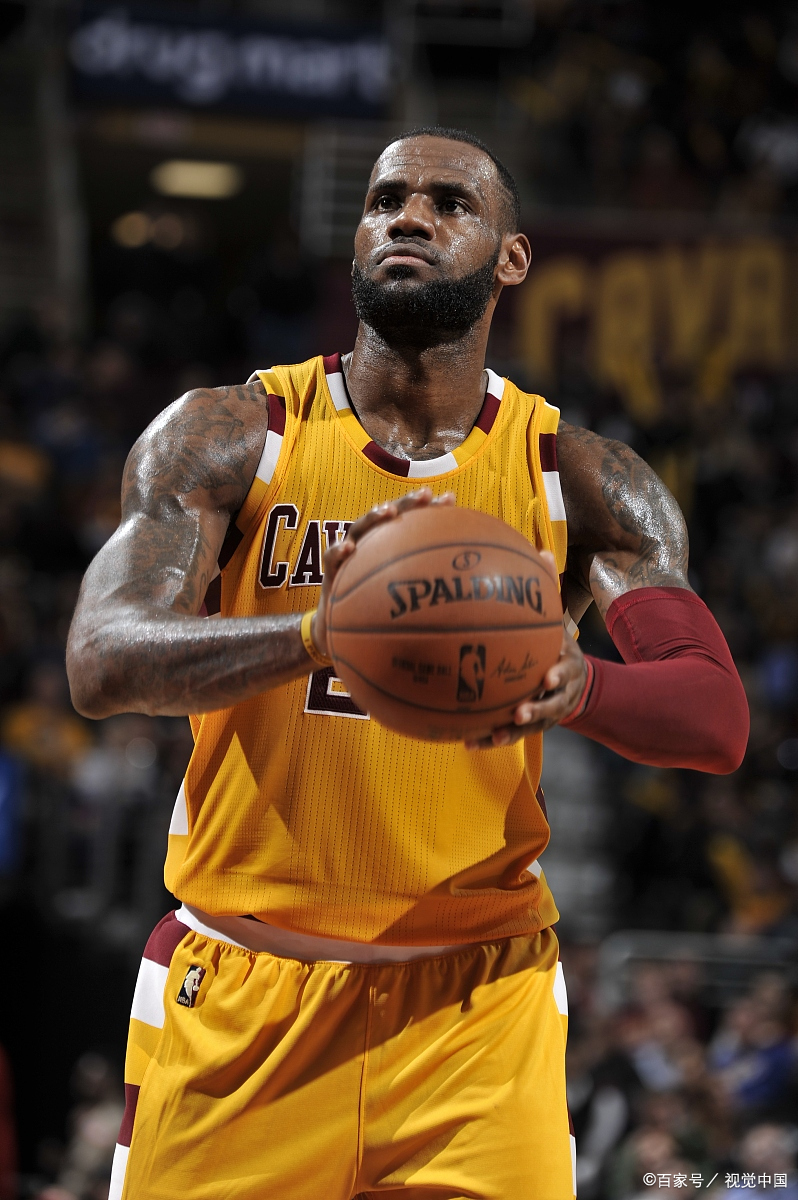 詹姆斯终于迎来了他职业生涯的又一个里程碑——四万分!