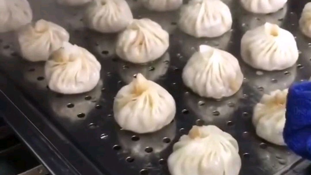 今天分享个包小笼包的做法