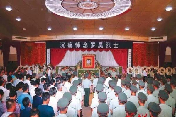 罗昊烈士牺牲5周年,妻子深情写下追忆文章,看后泪奔
