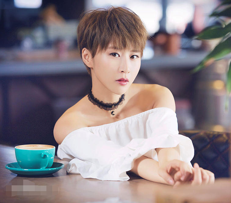 夏侯云姗——《机器之血》身手不凡的国际女特工苏姗