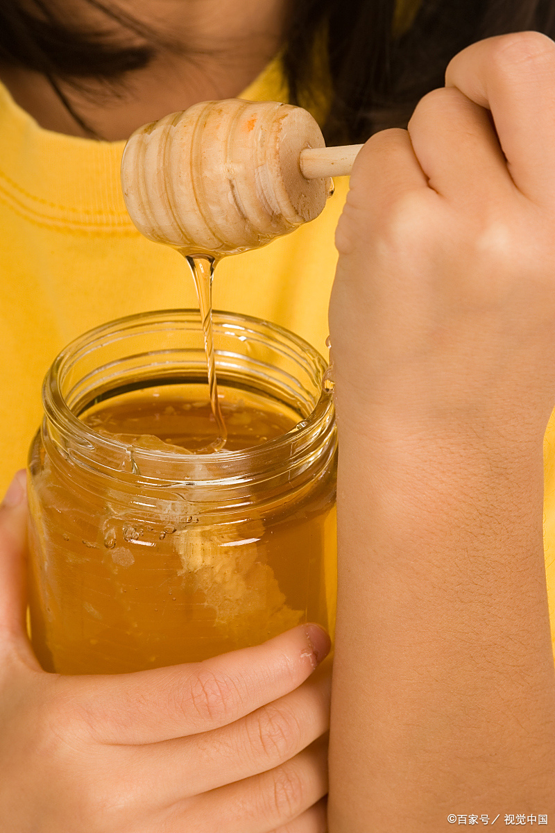 蜂蜜加什么美白淡斑(蜂蜜加什么美白淡斑去痘印)