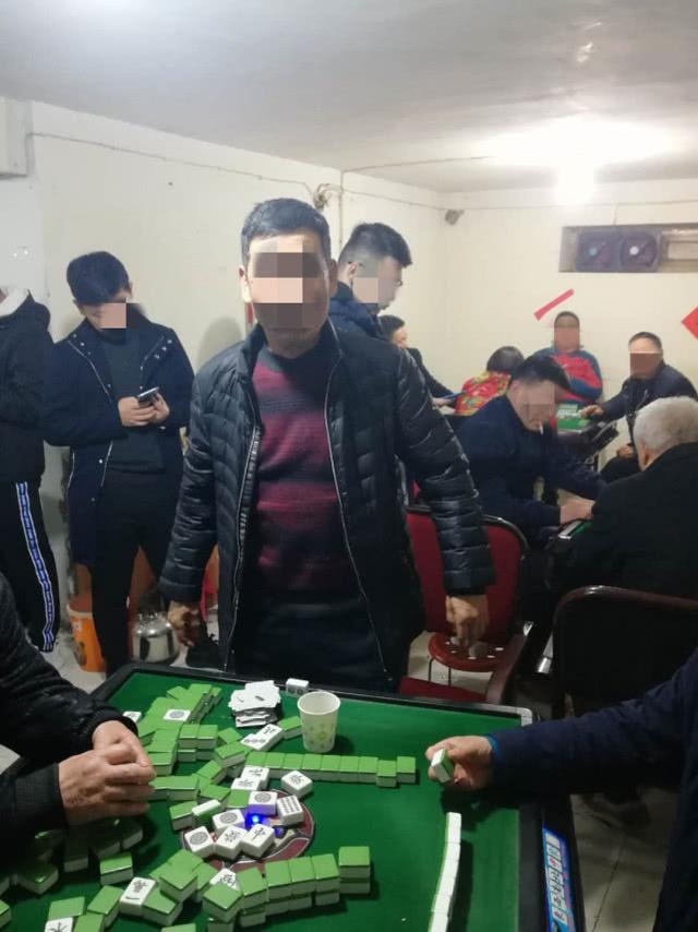 郑州嵩山路分局打击棋牌室赌博,查处涉赌案12起,行拘60人