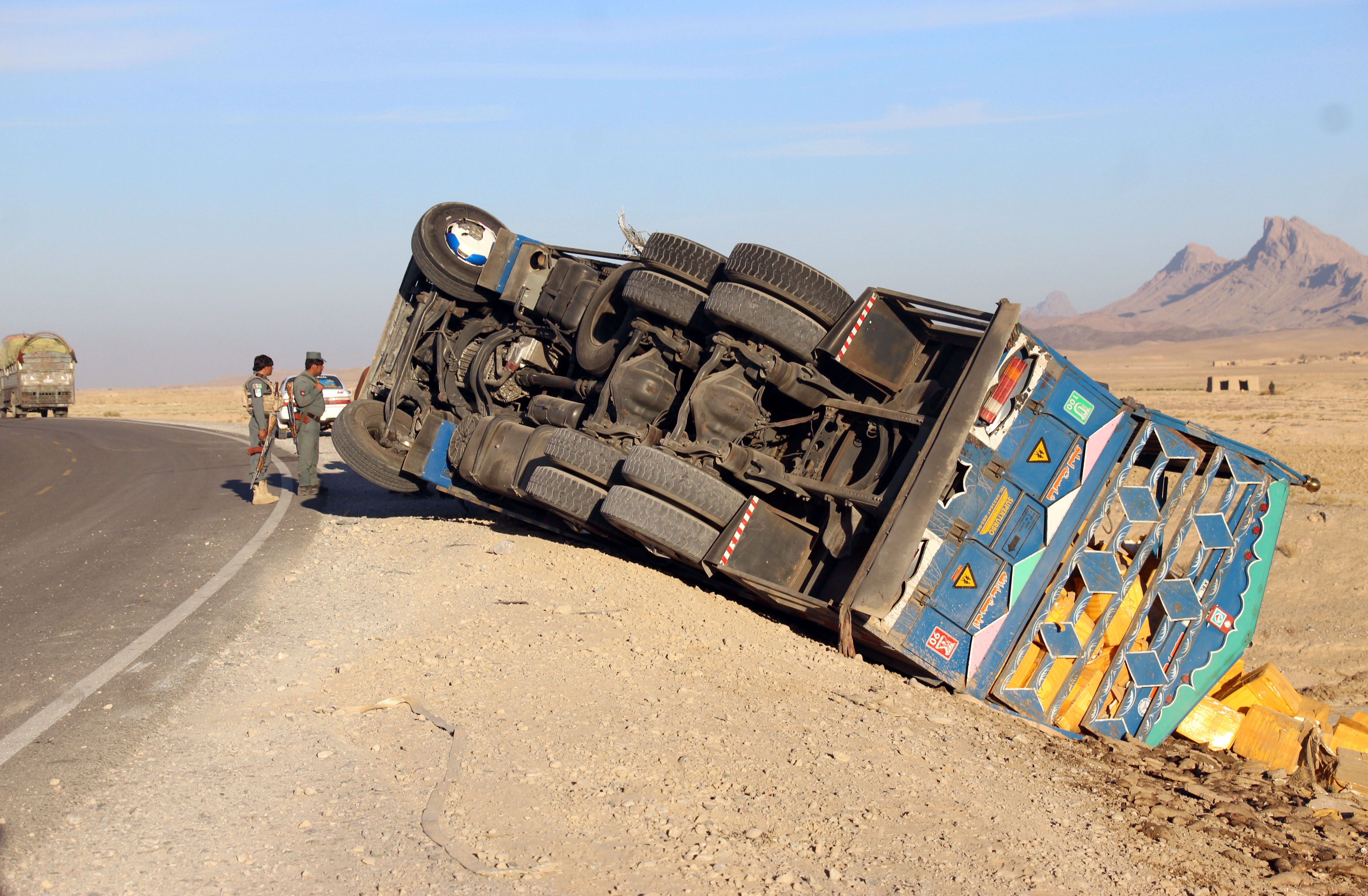 阿富汗达曼地区发生交通事故