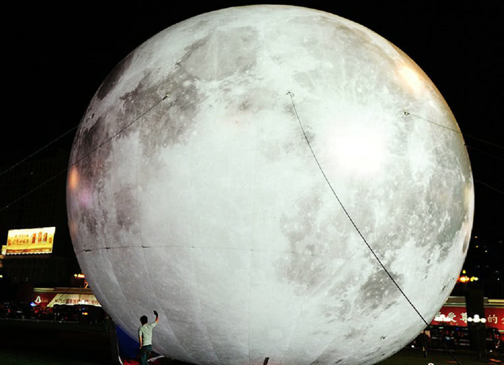 中国又一个奇迹:"人造月亮"将在成都发射,一年能省12亿电费