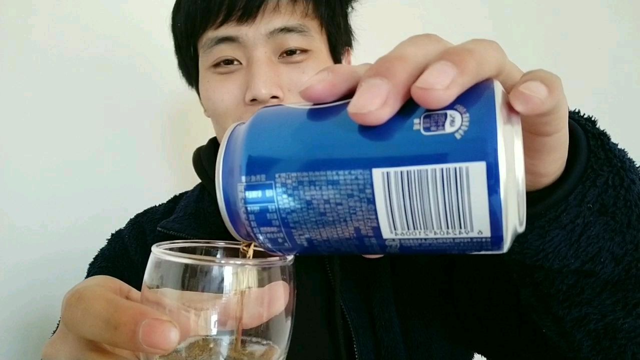 气泡酒加可乐喝起来是种感觉,今天我们来试一下吧