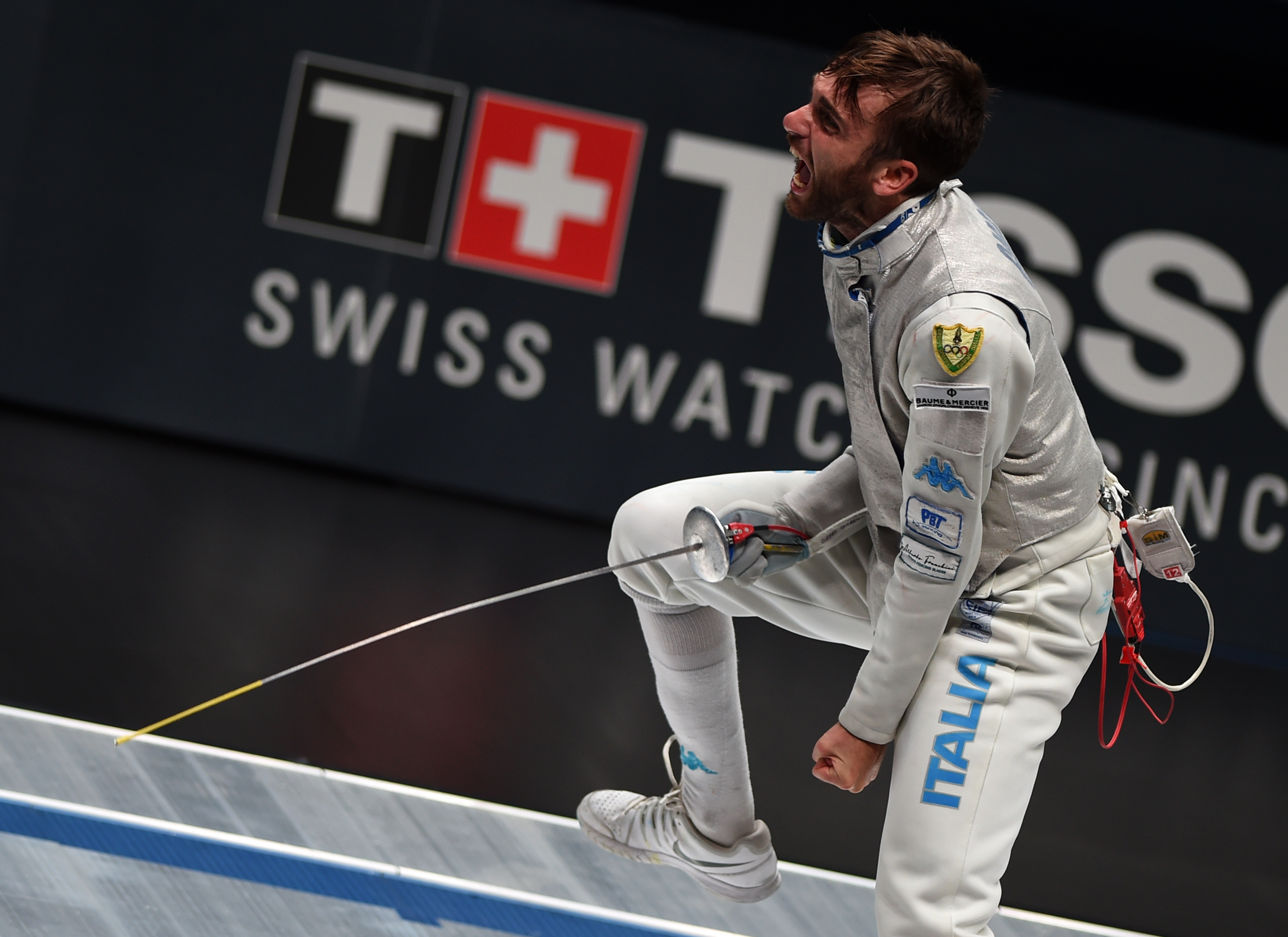 击剑——世锦赛:意大利队夺得男子花剑团体冠军(4)