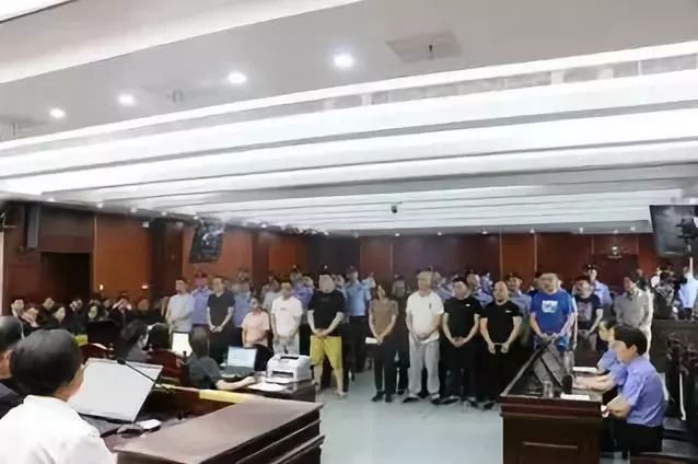 【媒体聚焦】江苏扬州侦破一黑社会团伙案 主犯被判23年