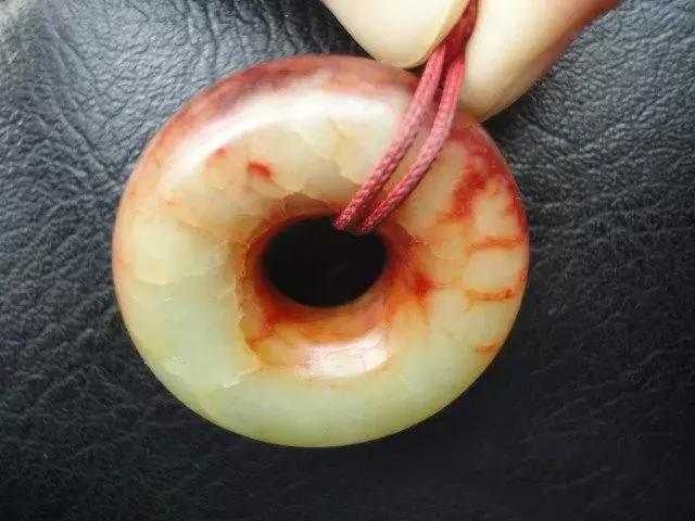 和田玉水有多深?人工染色了解一下