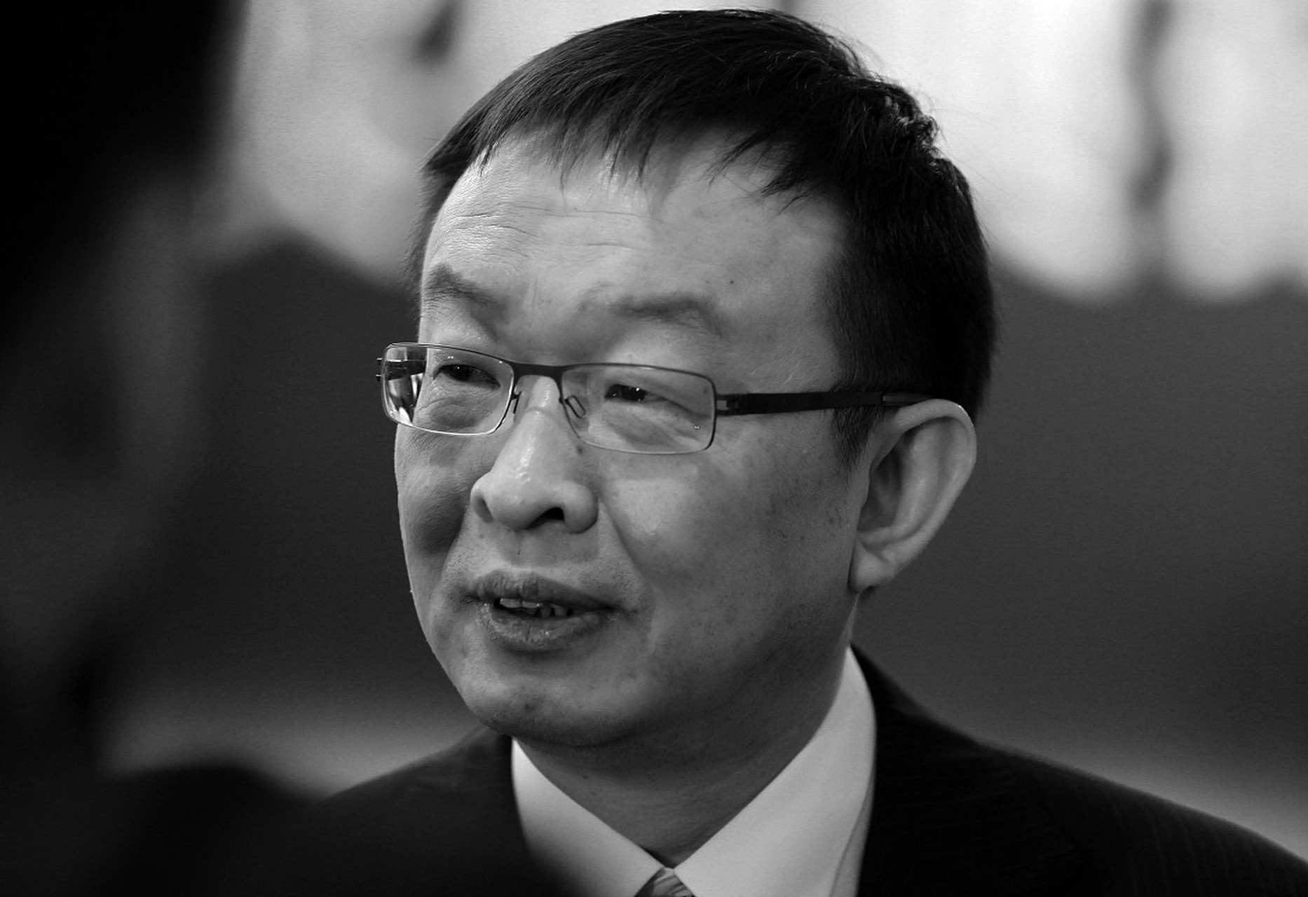 最近,俞敏洪再次道歉了!作为一位公众人物,他的一言一行都备受关注.