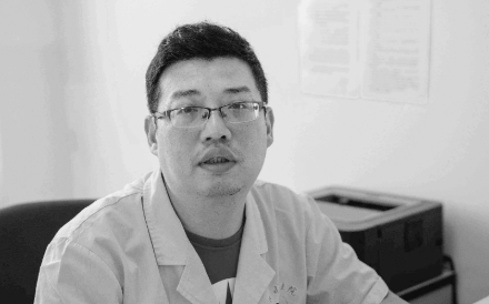 昨日,这几位抗疫一线医生离开了我们