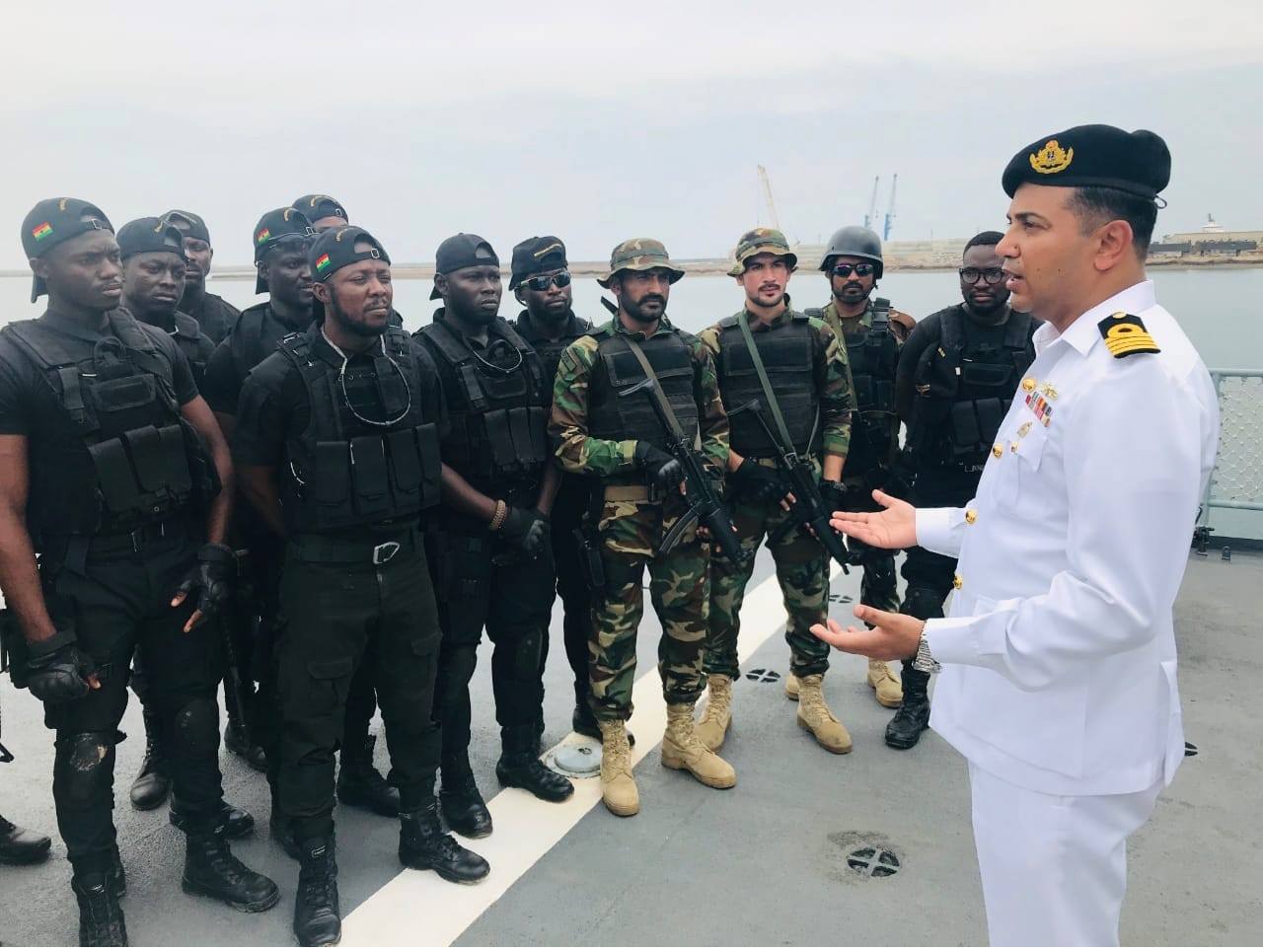 巴基斯坦海军访问加纳展示f22p护卫舰