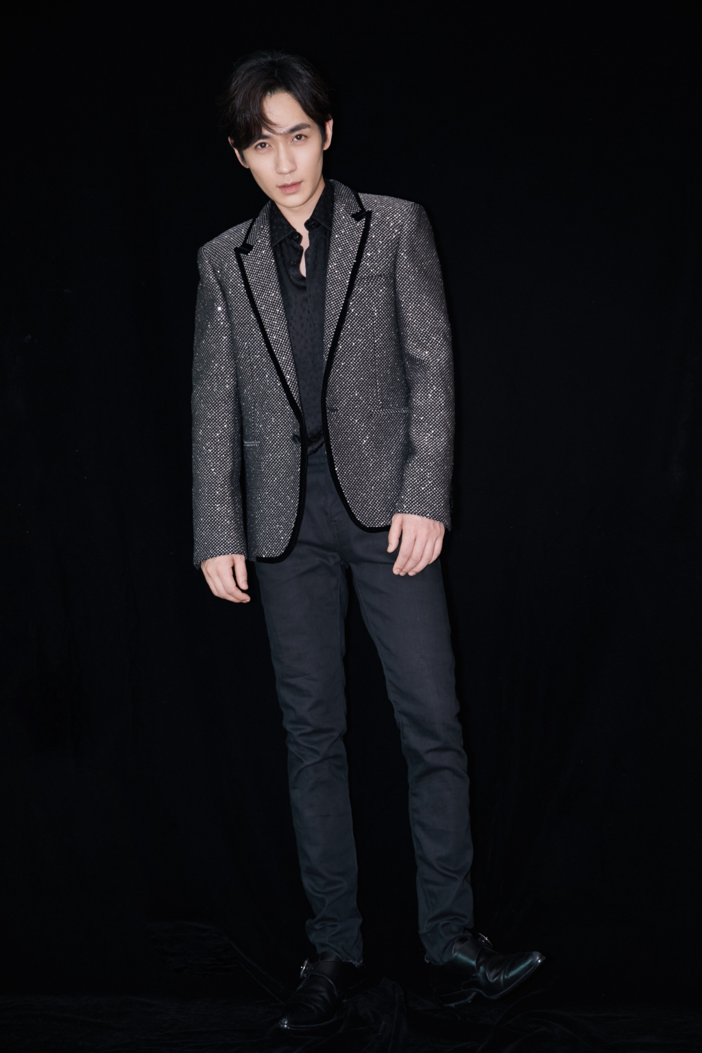 朱一龙2019最帅气高清壁纸图片