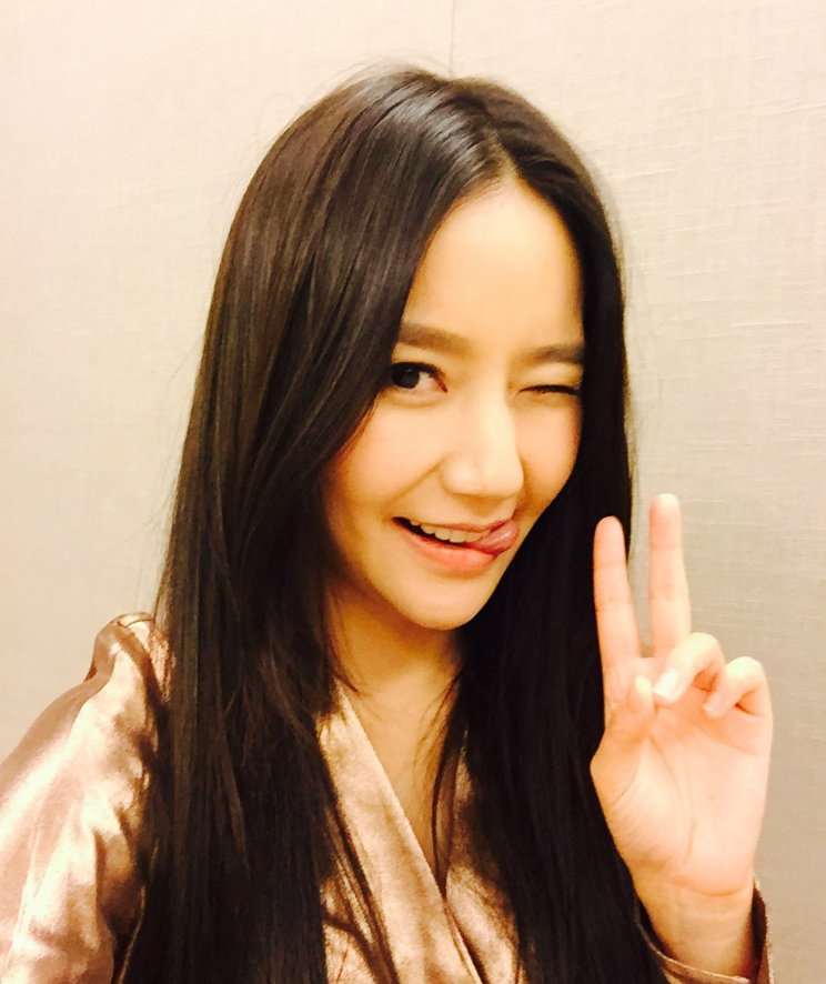 韩雨芹——明眸善睐,温婉娴淑