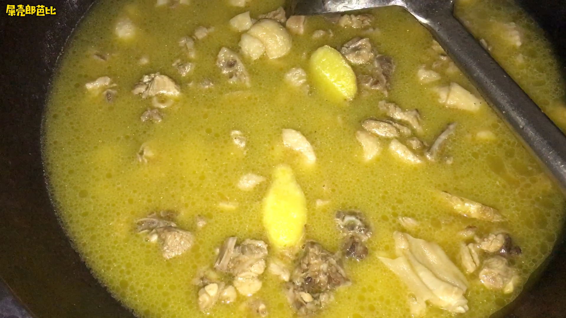 春日美食家湖南特色青椒焖鸭 其实没有什么难度