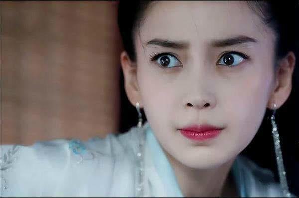 angelababy瞪眼也是一种演技,实力派的她经常瞪眼