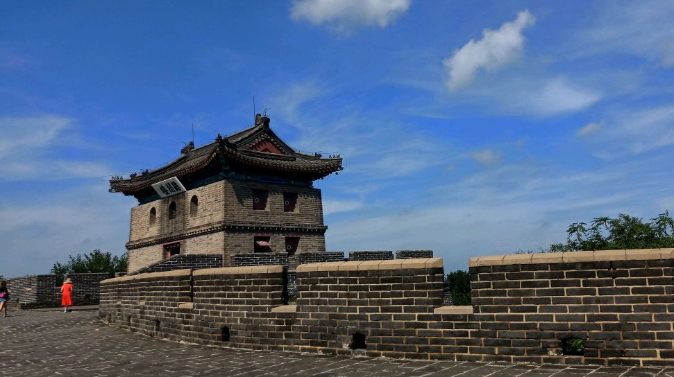 两京锁钥无双地,万里长城第一关