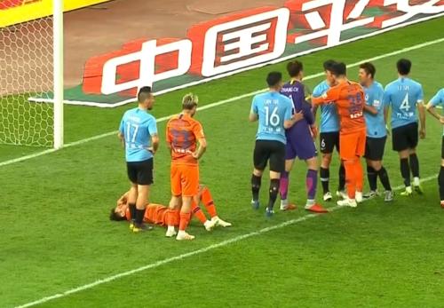 中超大连一方内部重罚李帅 罚款50万下放预备队