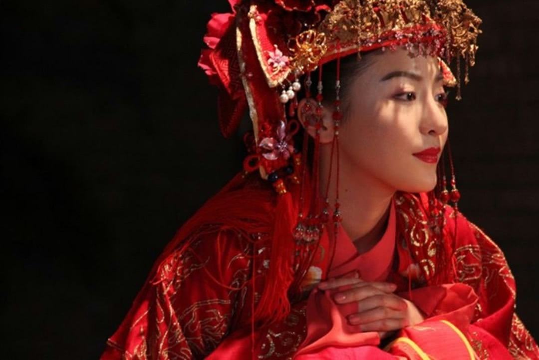 为何古代少女还未发育成熟,十三四岁就要嫁人生子?原因令人无语