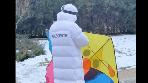 工作室更新林彦俊的风筝记 面对不停坠落的风筝小橘你是否有很多问号?