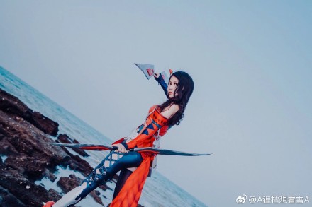 王者榮耀荊軻cosplay冷豔無雙,一看就是刺客高手!